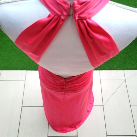 🆕️🆑️ Bright Pink Party Dress | Open Back Floor Length Deep V-neckline 5/6 - Picture 6 of 16